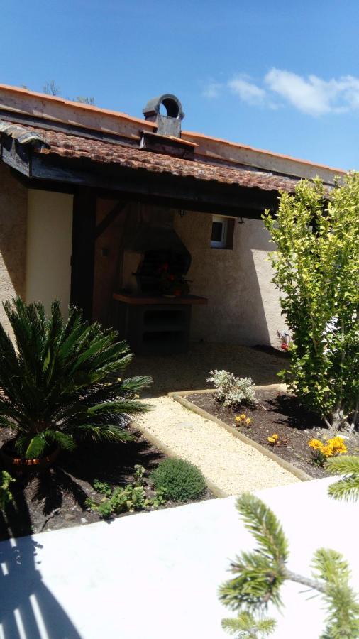 Villa L'Orchidee Talais Exterior foto