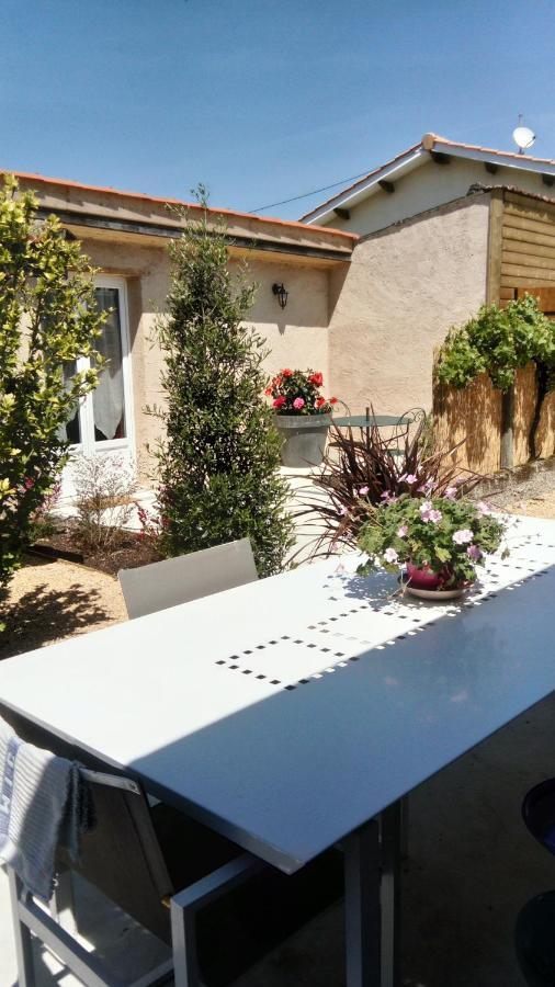 Villa L'Orchidee Talais Exterior foto